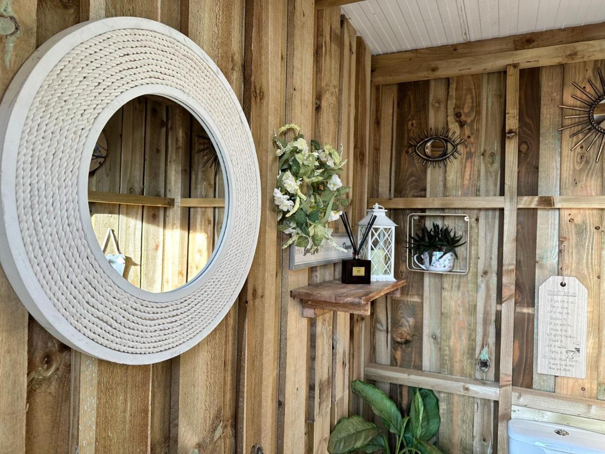 מלון Earby Deerstone Glamping-Pinhaw Beacon Dome Hot Tub מראה חיצוני תמונה