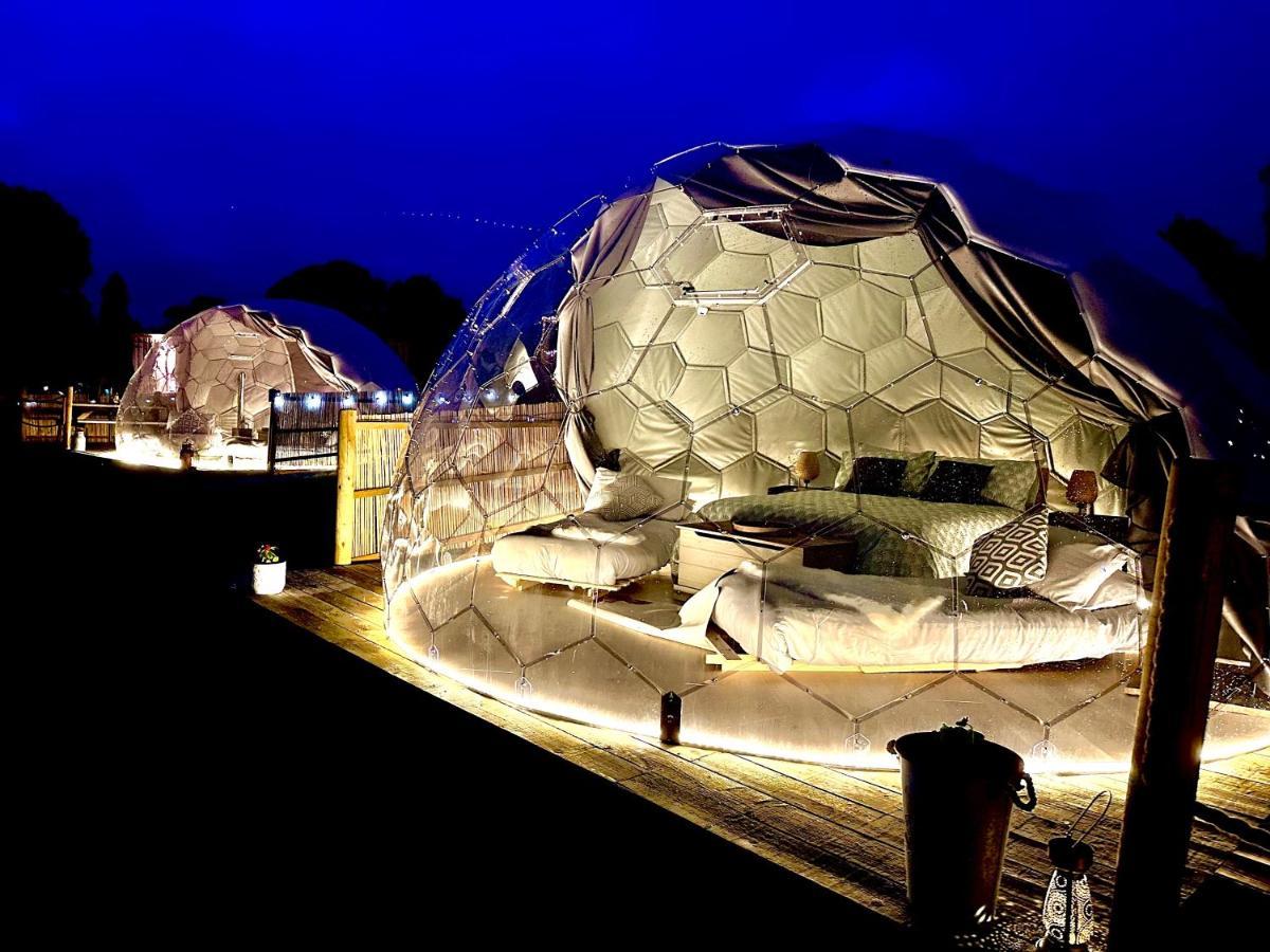 מלון Earby Deerstone Glamping-Pinhaw Beacon Dome Hot Tub מראה חיצוני תמונה