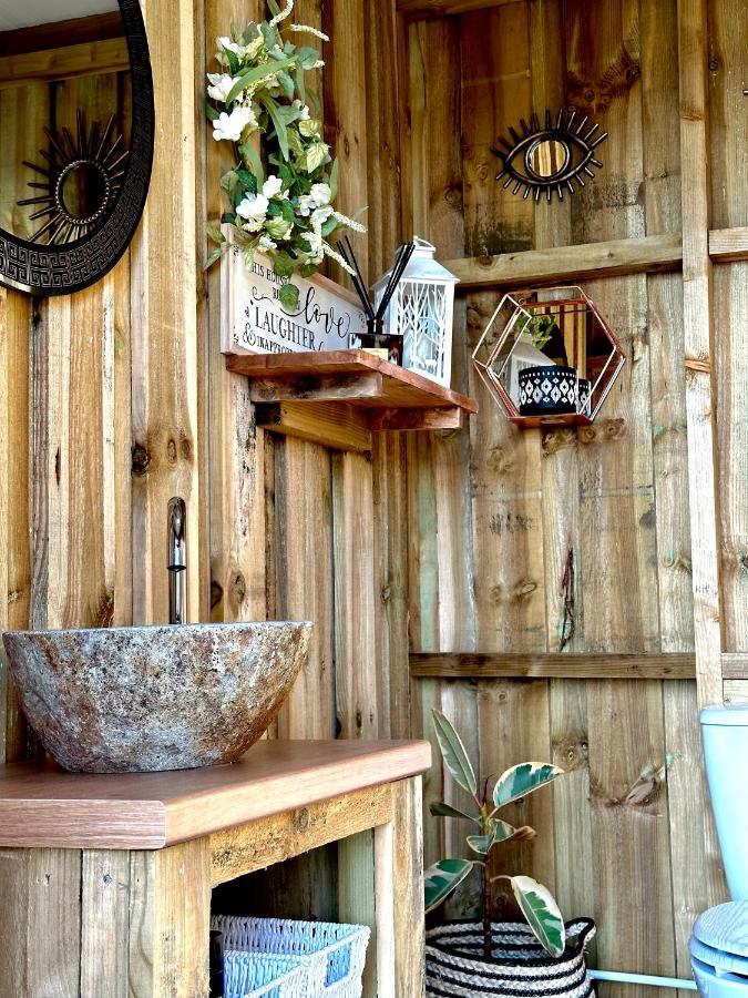 מלון Earby Deerstone Glamping-Pinhaw Beacon Dome Hot Tub מראה חיצוני תמונה